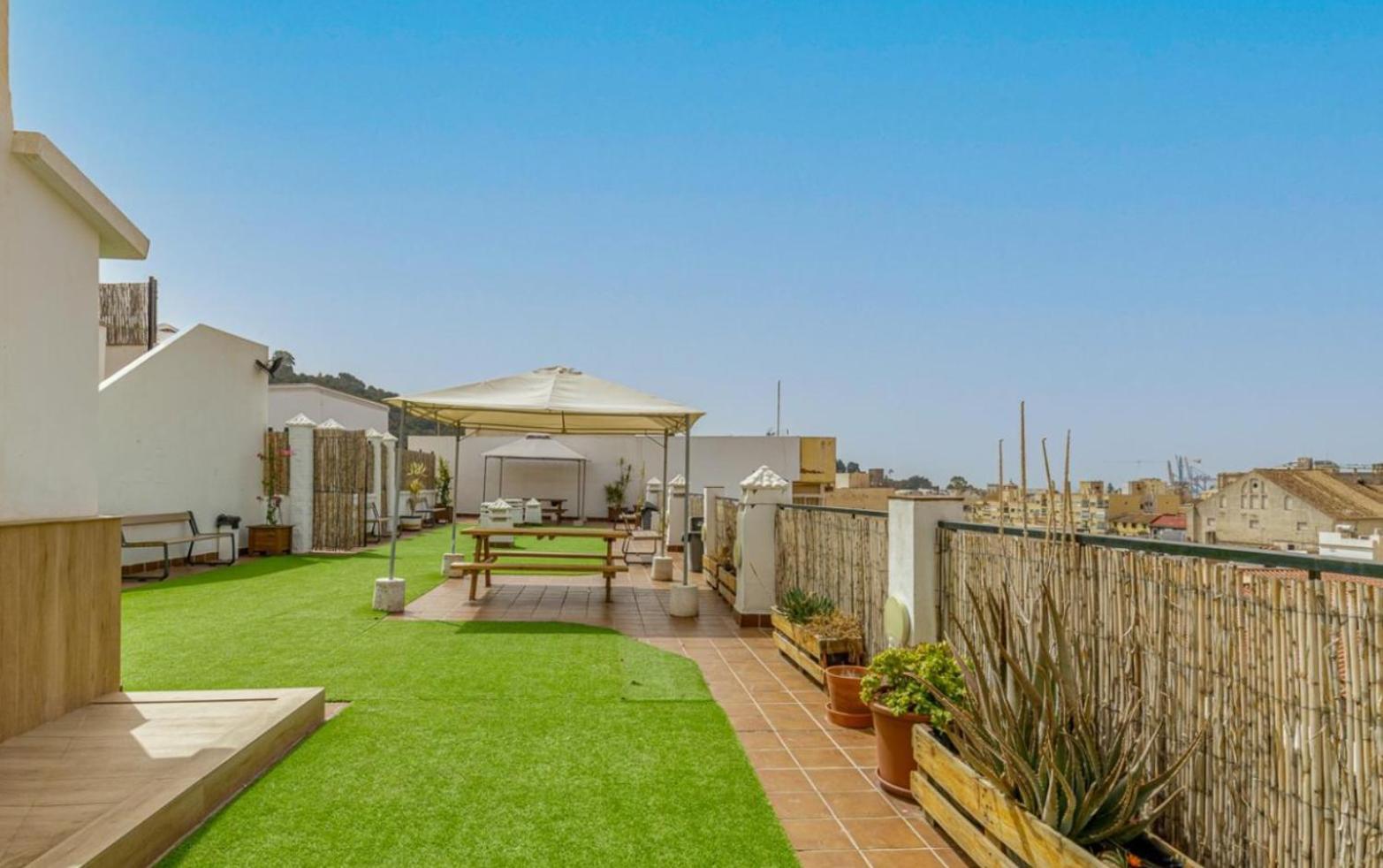 Apartamento Centrico La Merced 2 - Free Parking & Free Gym Leilighet Málaga Eksteriør bilde