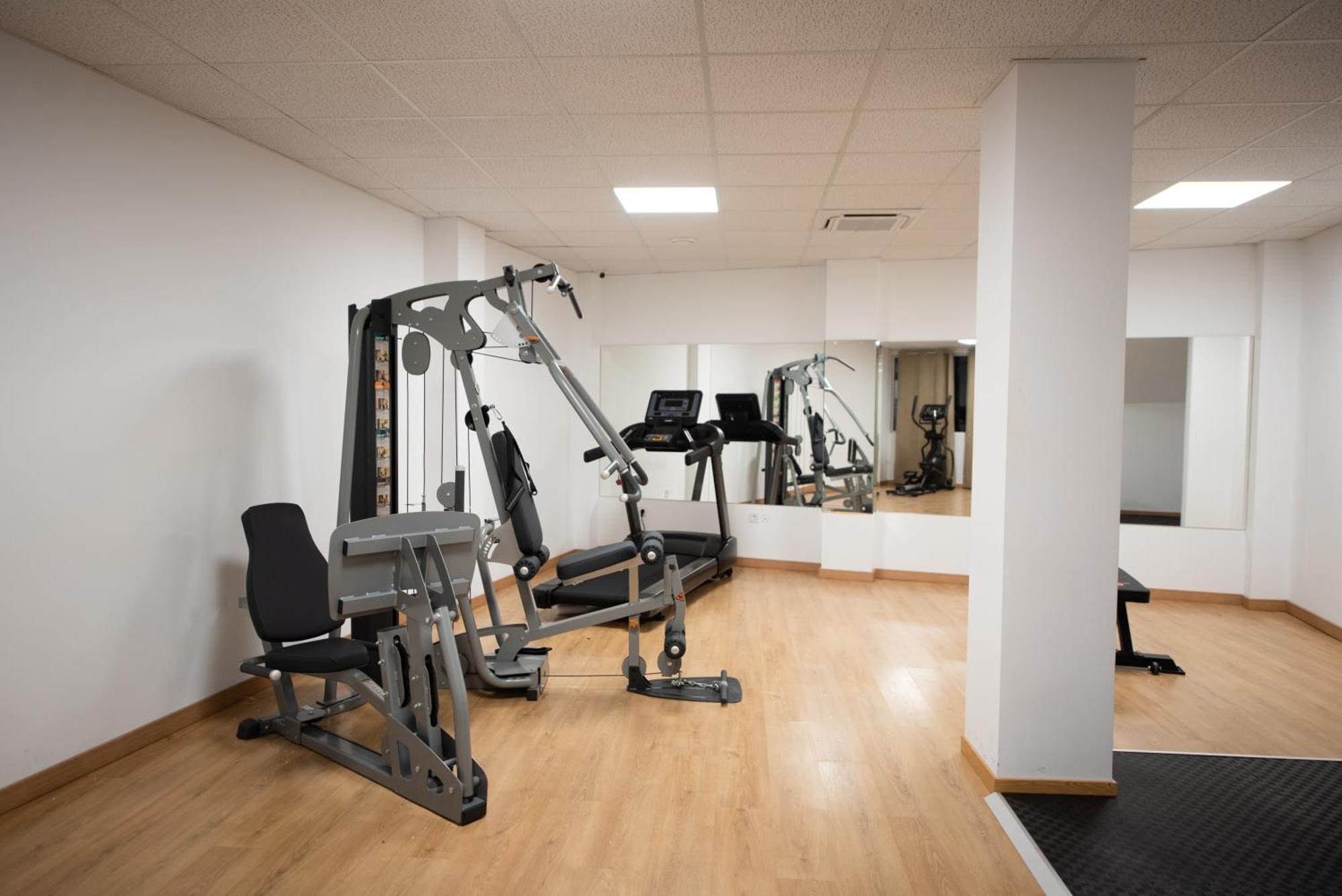 Apartamento Centrico La Merced 2 - Free Parking & Free Gym Leilighet Málaga Eksteriør bilde