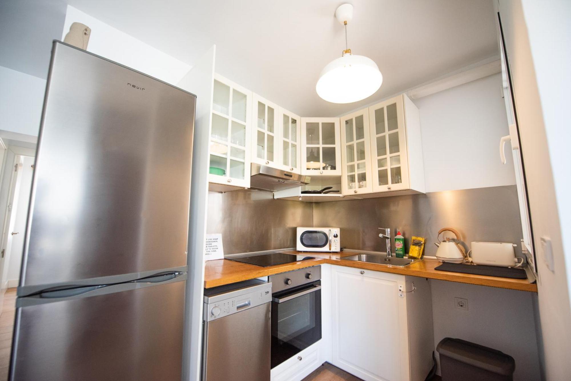 Apartamento Centrico La Merced 2 - Free Parking & Free Gym Leilighet Málaga Eksteriør bilde